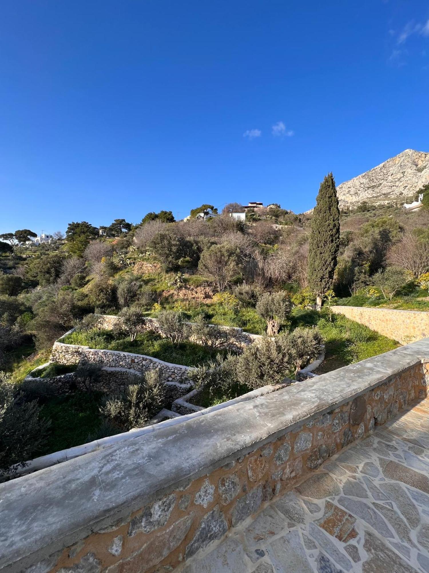 Haroupia Hillside Villa *