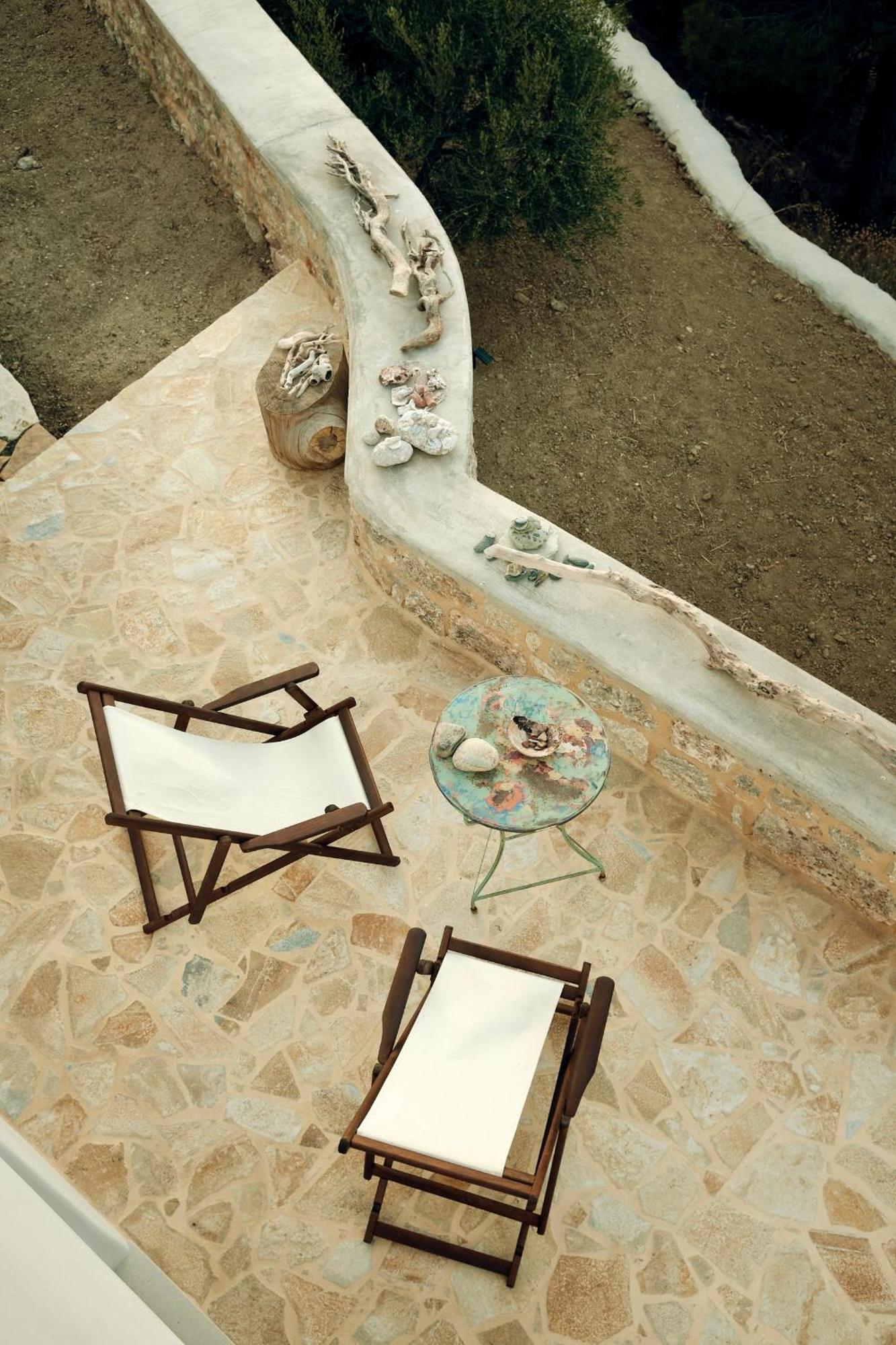 Haroupia Hillside *